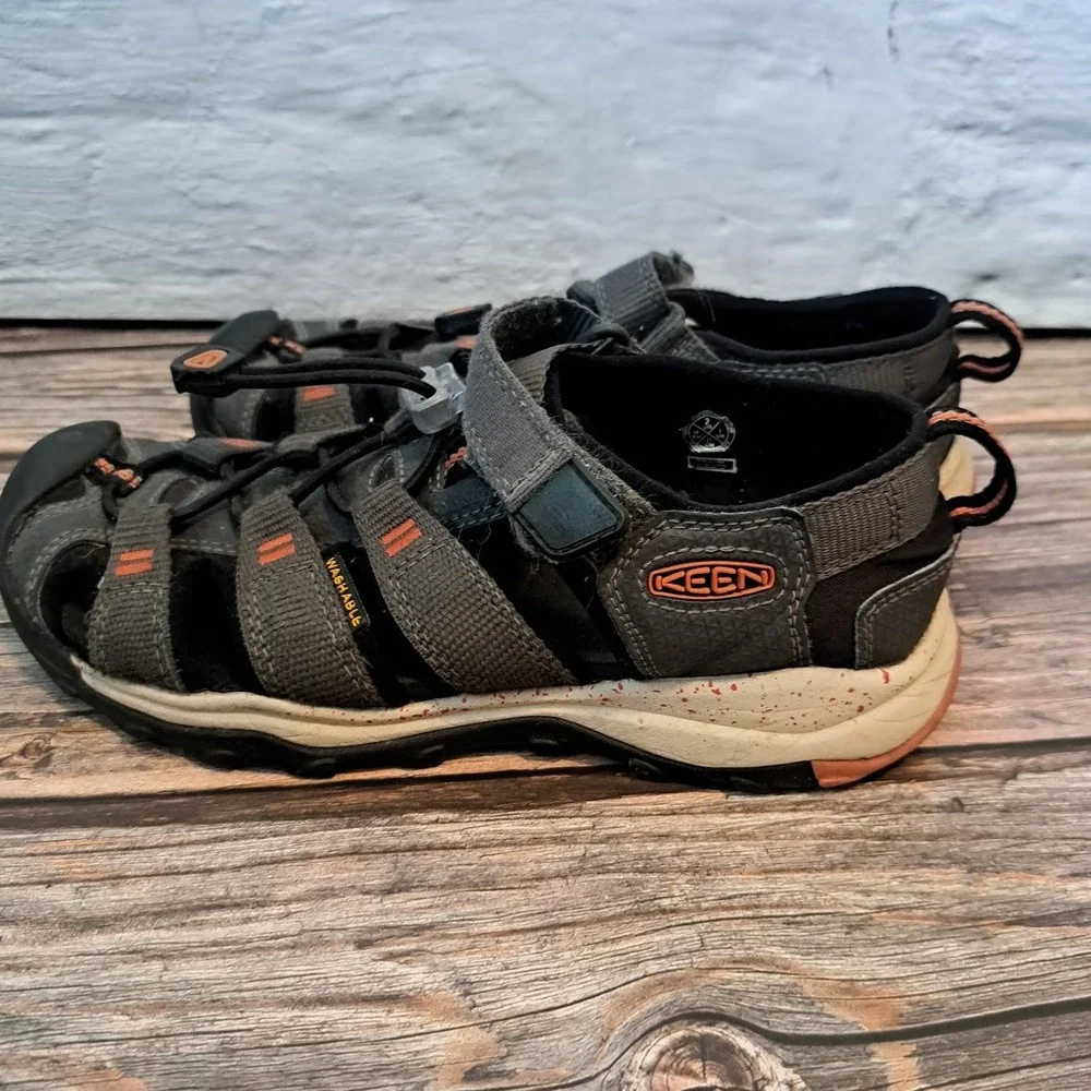 Keen Newport H2 Kids Sandals Grey Orange Water Shoes Size 2 1018426